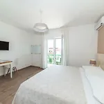 Mandalena Baška Voda